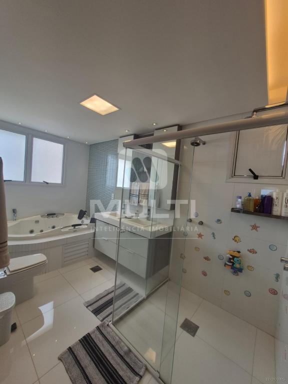 Apartamento à venda com 3 quartos, 200m² - Foto 14