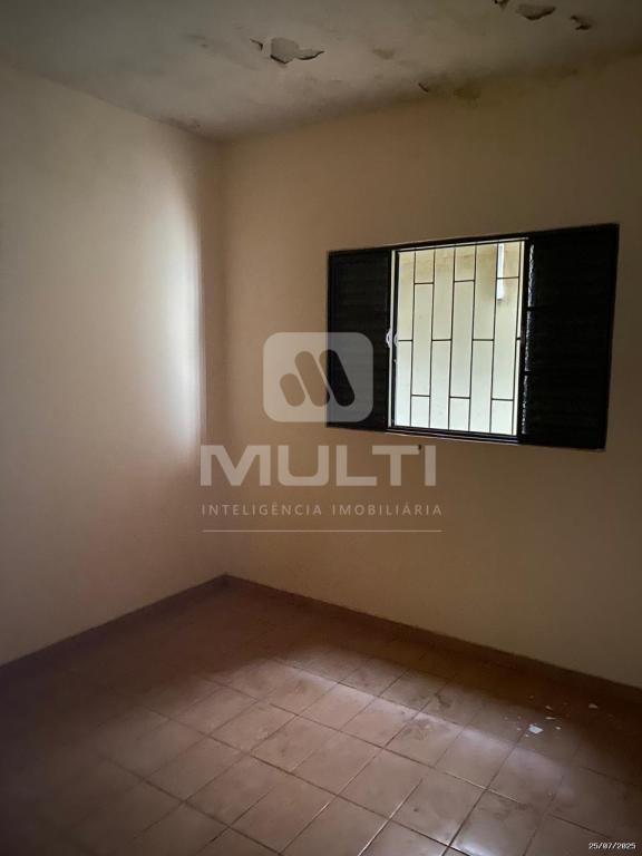 Casa à venda com 3 quartos, 137m² - Foto 5