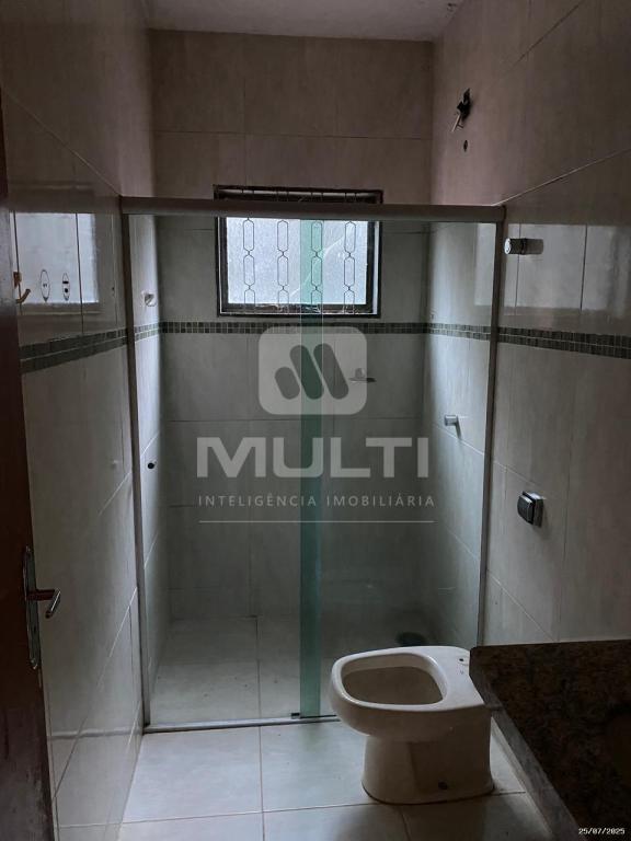 Casa à venda com 3 quartos, 137m² - Foto 8