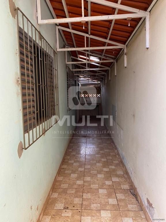Casa à venda com 3 quartos, 137m² - Foto 9