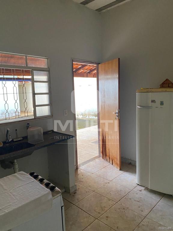 Casa à venda com 3 quartos, 137m² - Foto 13