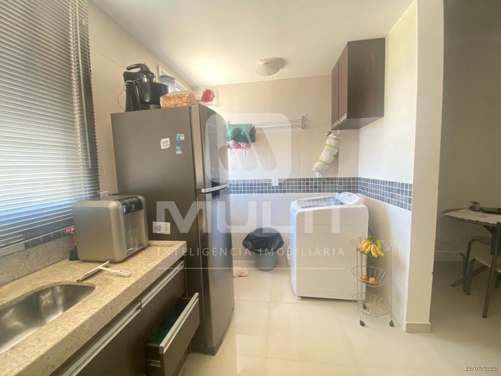 Apartamento à venda com 2 quartos, 62m² - Foto 5