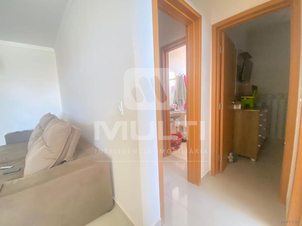 Apartamento à venda com 2 quartos, 62m² - Foto 7