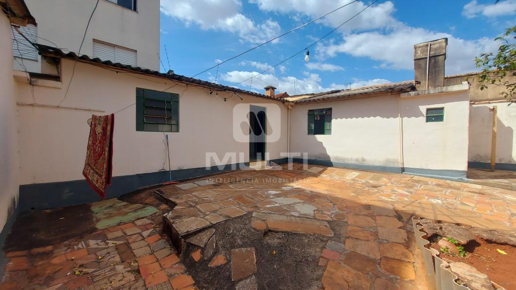 Casa, 2 quartos, 219 m² - Foto 14