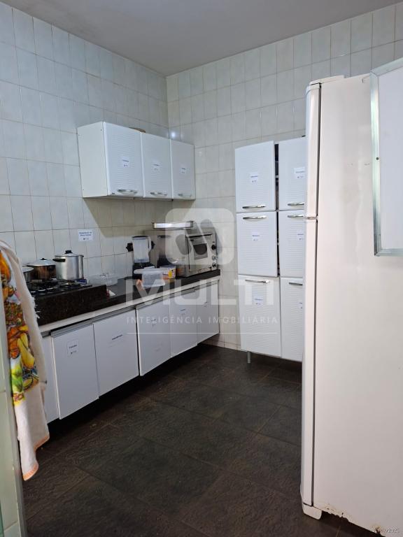 Casa, 8 quartos, 311 m² - Foto 7