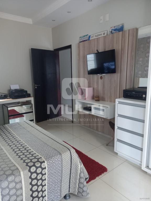 Casa, 3 quartos, 250 m² - Foto 19