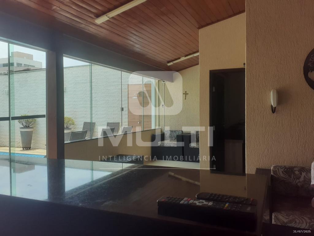 Casa, 3 quartos, 250 m² - Foto 44