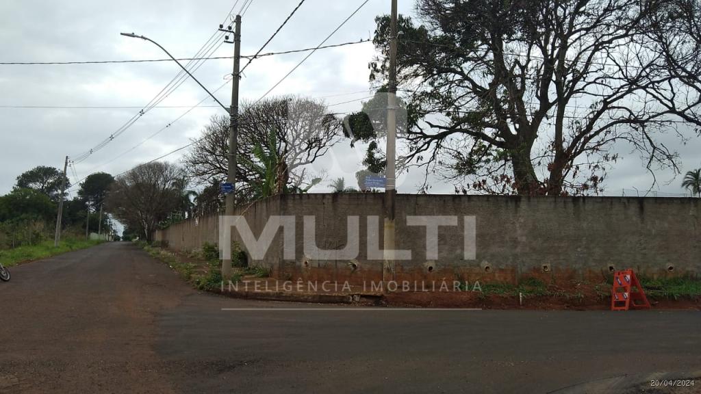 Loteamento e Condomínio - Foto 5