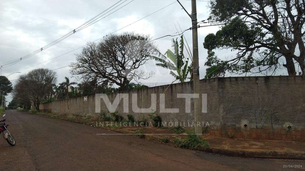 Loteamento e Condomínio - Foto 13