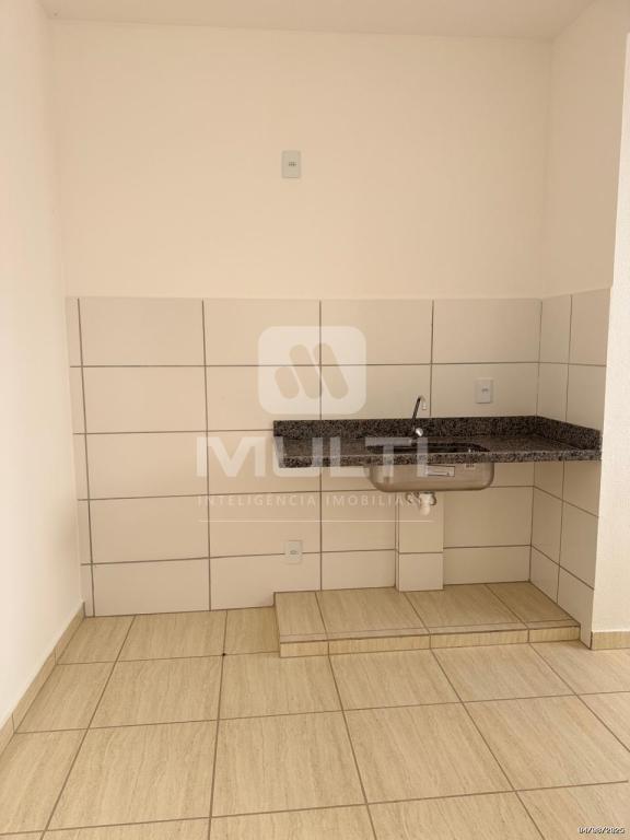 Apartamento à venda com 2 quartos, 47m² - Foto 2