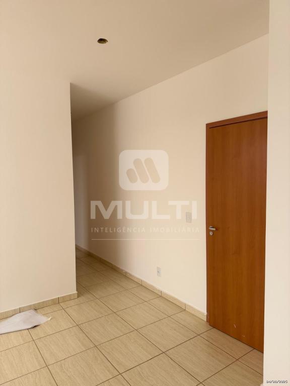 Apartamento à venda com 2 quartos, 47m² - Foto 3
