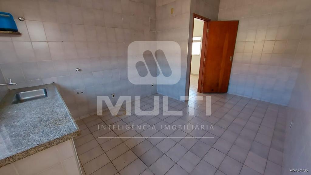 Prédio Inteiro à venda com 3 quartos, 510m² - Foto 12