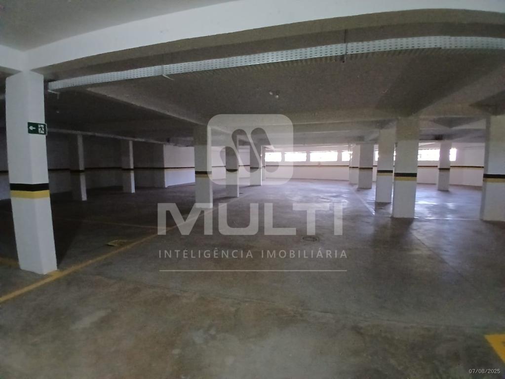 Apartamento à venda com 2 quartos, 60m² - Foto 5