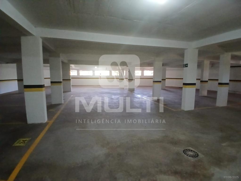 Apartamento à venda com 2 quartos, 60m² - Foto 7