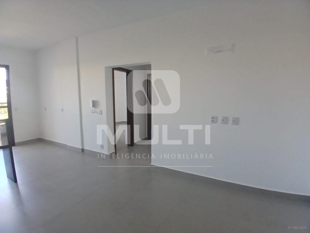 Apartamento à venda com 2 quartos, 60m² - Foto 11