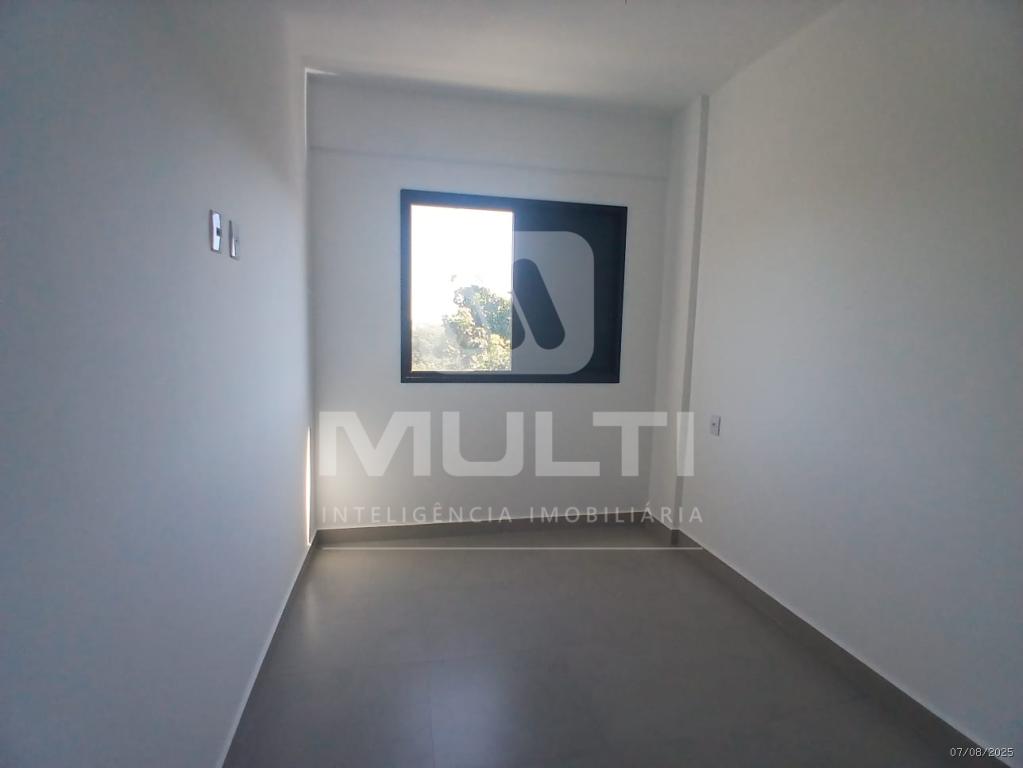 Apartamento à venda com 2 quartos, 60m² - Foto 13