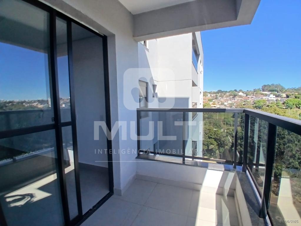 Apartamento à venda com 2 quartos, 63m² - Foto 13