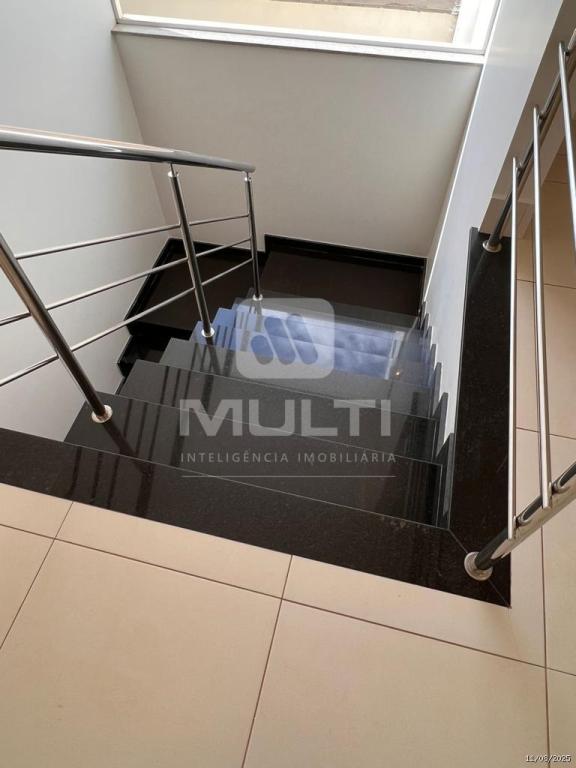 Casa à venda com 3 quartos, 307m² - Foto 12