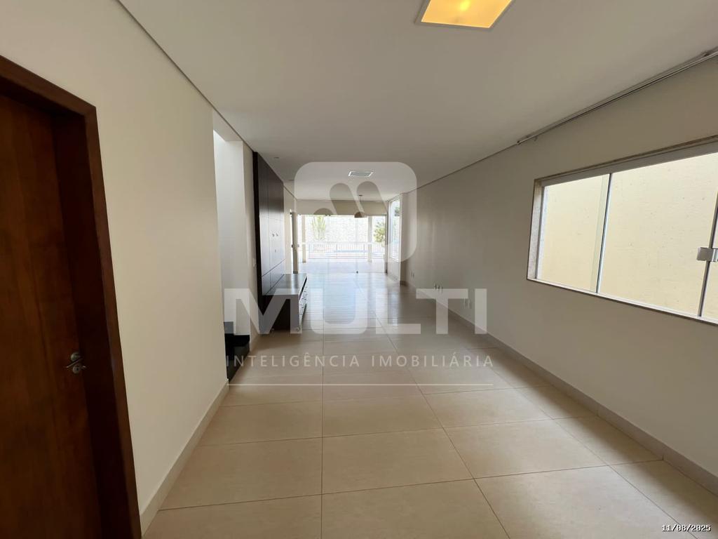 Casa à venda com 3 quartos, 307m² - Foto 16