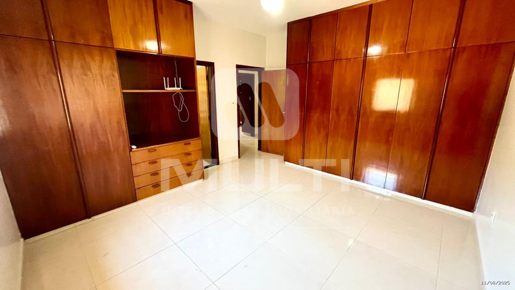 Casa, 4 quartos, 220 m² - Foto 11