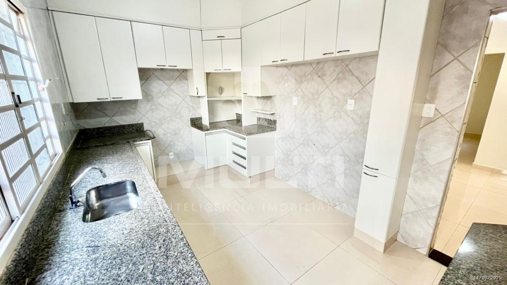 Casa, 4 quartos, 220 m² - Foto 28