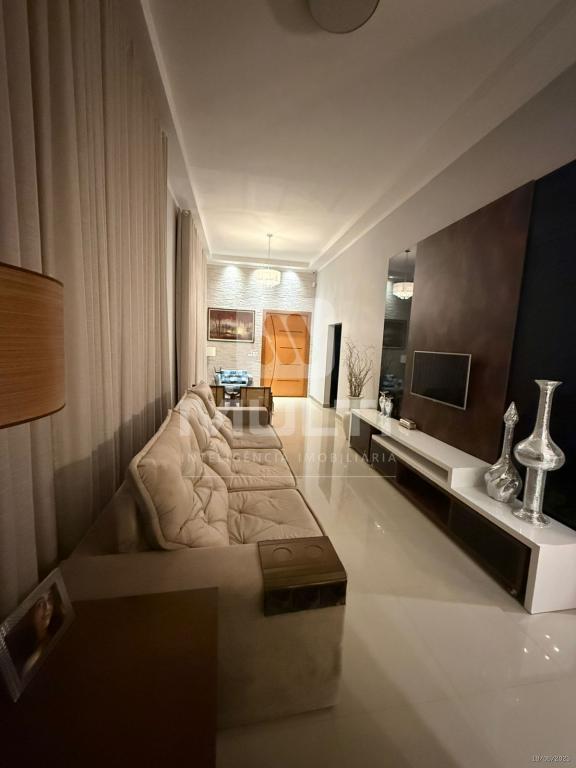 Casa, 3 quartos, 195 m² - Foto 3