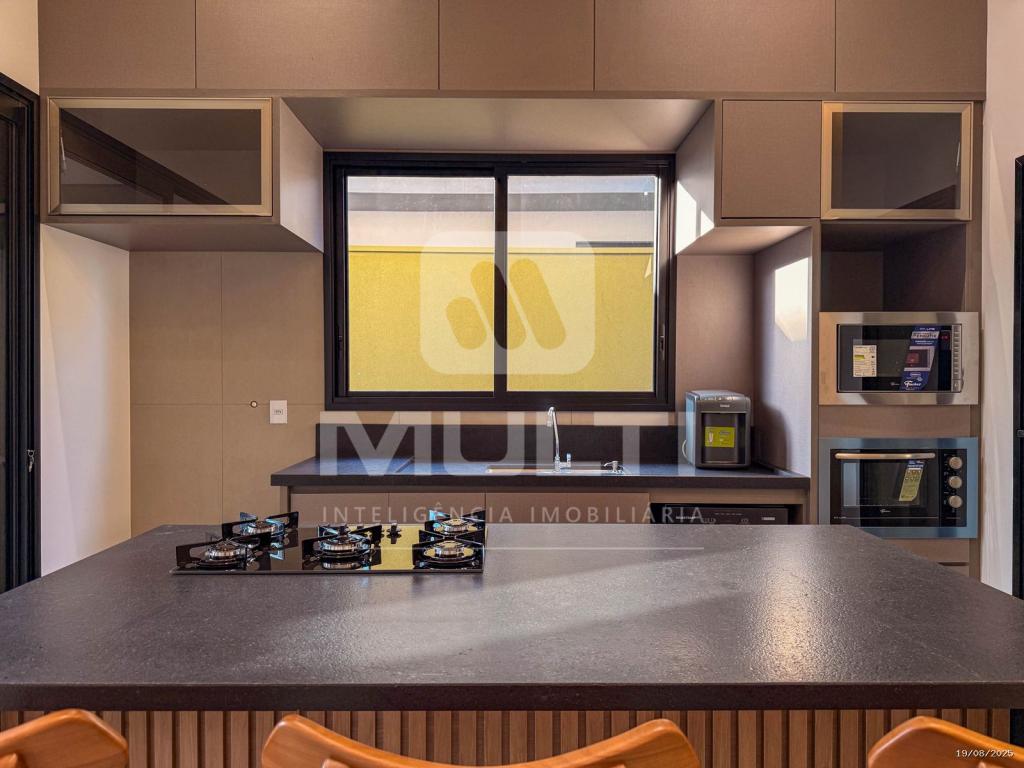 Casa de Condomínio à venda com 4 quartos, 215m² - Foto 5