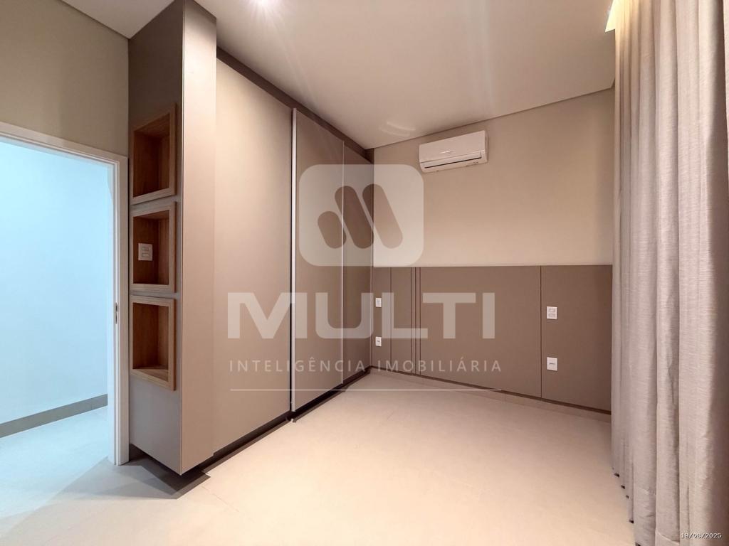 Casa de Condomínio à venda com 4 quartos, 215m² - Foto 9