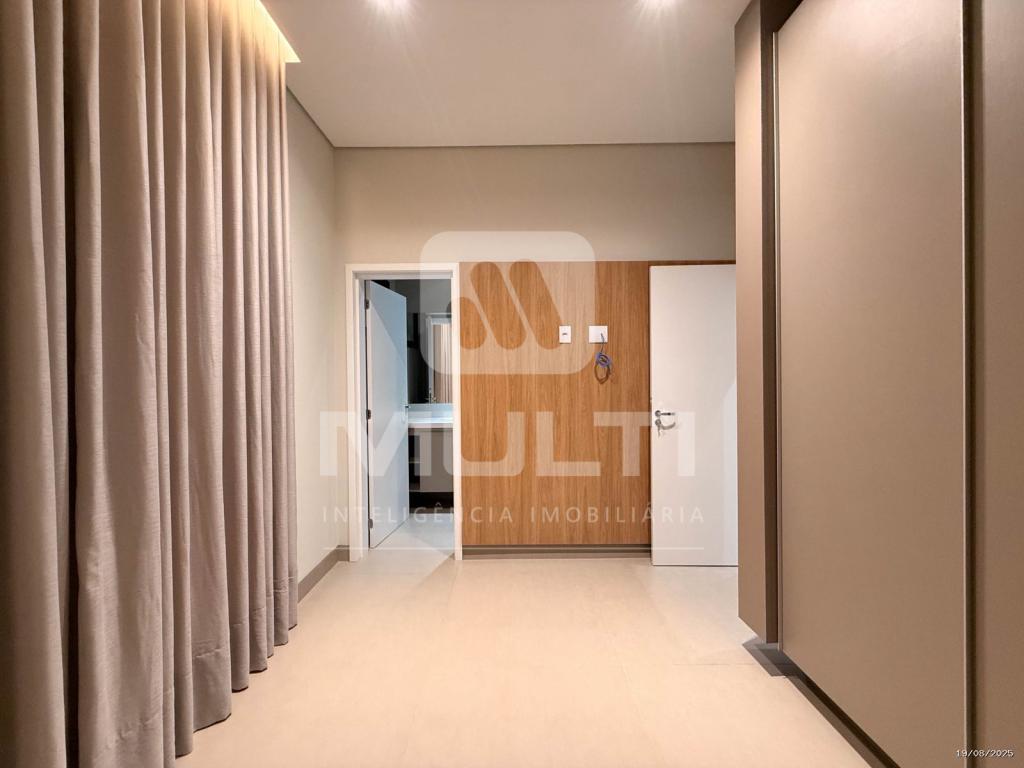 Casa de Condomínio à venda com 4 quartos, 215m² - Foto 11