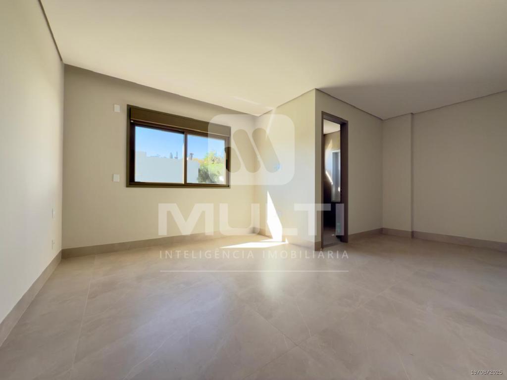 Casa de Condomínio à venda com 4 quartos, 465m² - Foto 16