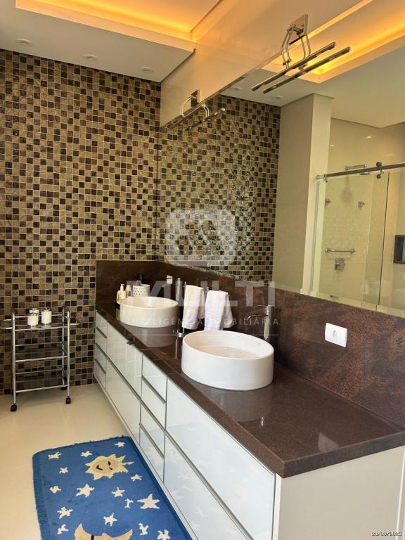 Casa de Condomínio à venda com 3 quartos, 466m² - Foto 13