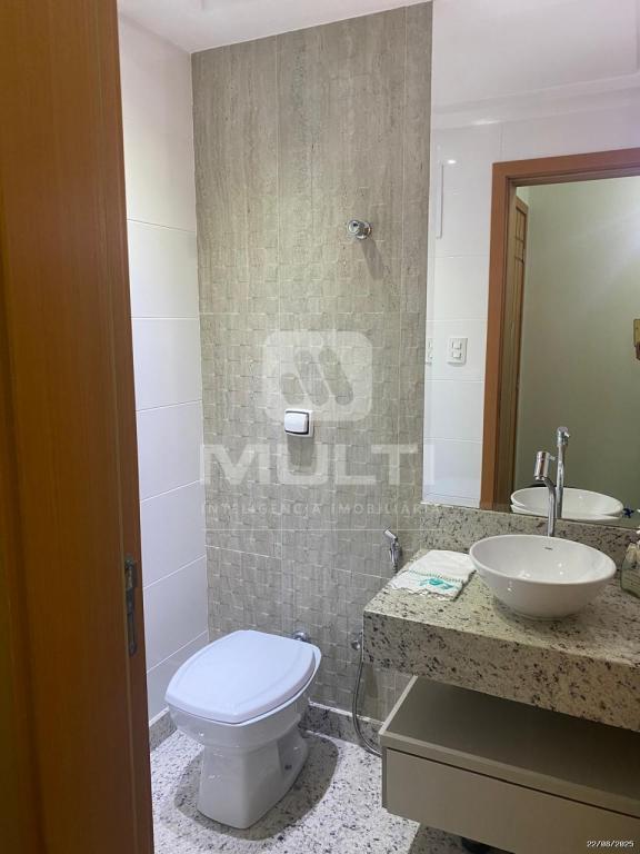 Apartamento à venda com 3 quartos, 137m² - Foto 21