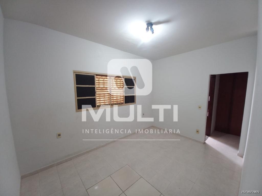 Casa à venda com 3 quartos, 215m² - Foto 5