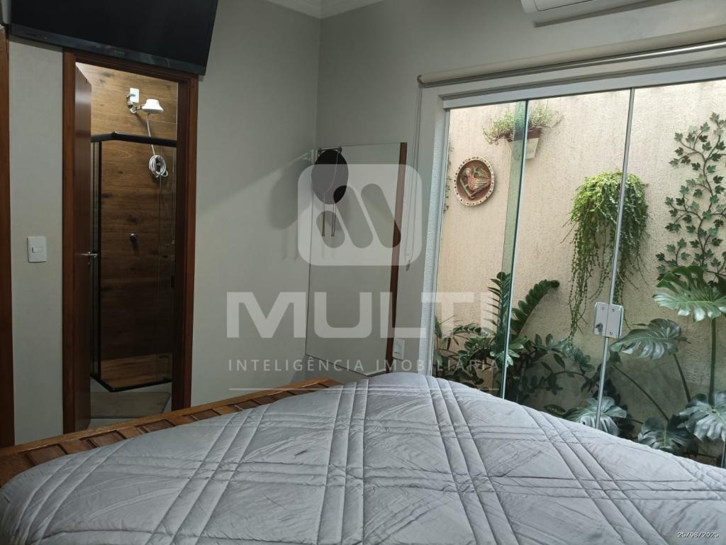 Casa à venda com 3 quartos, 120m² - Foto 7