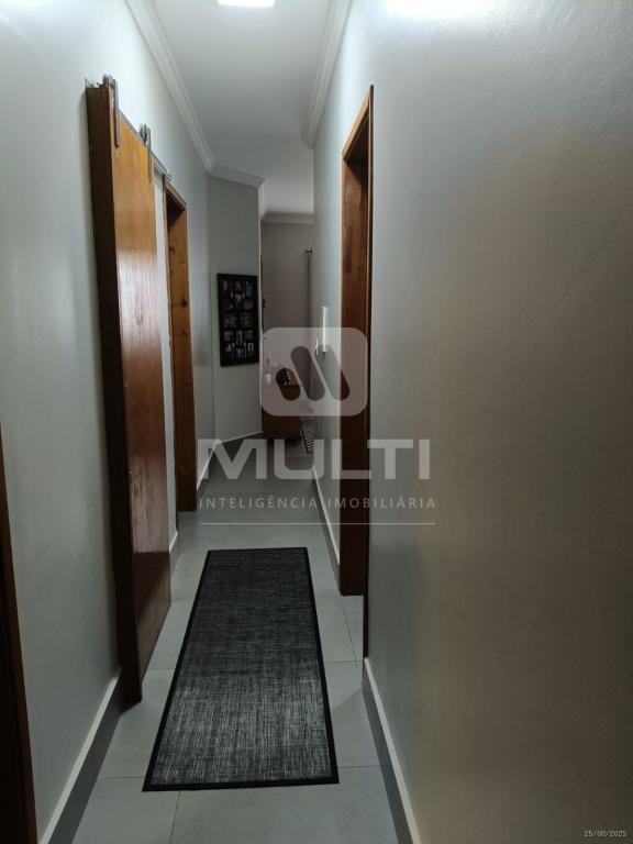 Casa à venda com 3 quartos, 120m² - Foto 10
