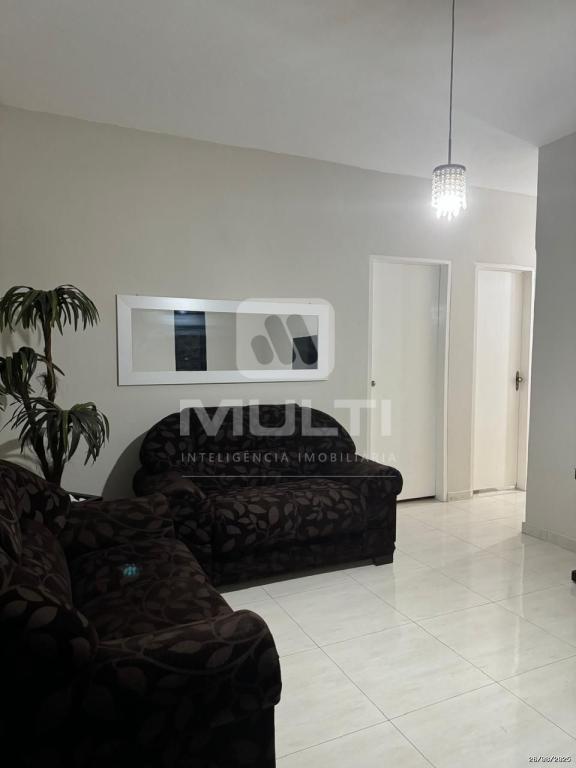 Casa à venda com 5 quartos, 230m² - Foto 7