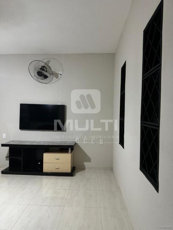 Casa à venda com 5 quartos, 230m² - Foto 8