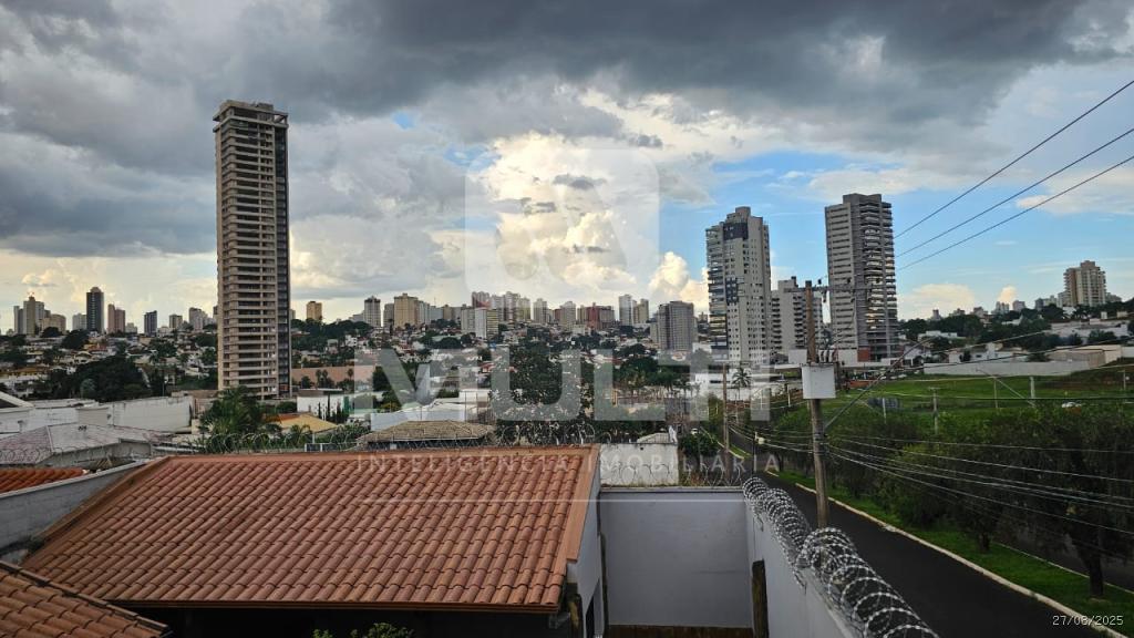 Casa à venda com 3 quartos, 286m² - Foto 11