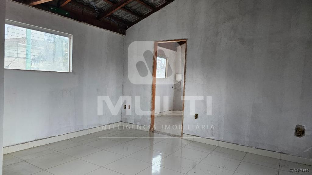 Casa à venda com 3 quartos, 286m² - Foto 20