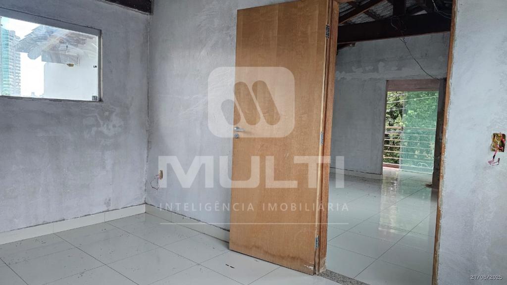 Casa à venda com 3 quartos, 286m² - Foto 23