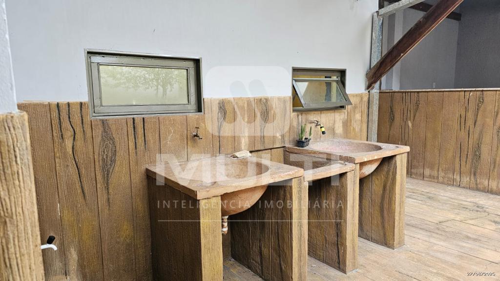 Casa à venda com 3 quartos, 286m² - Foto 33