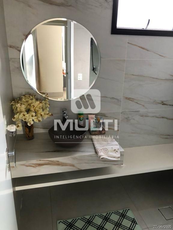 Casa, 3 quartos, 286 m² - Foto 4