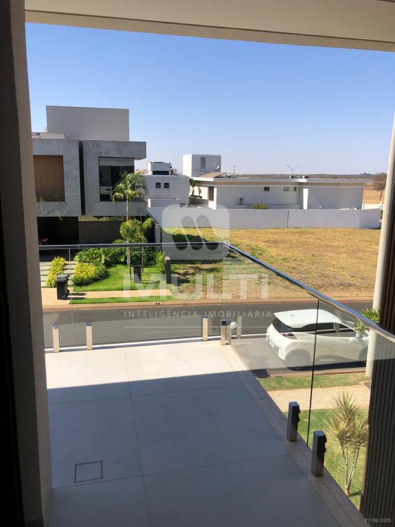 Casa, 3 quartos, 286 m² - Foto 38