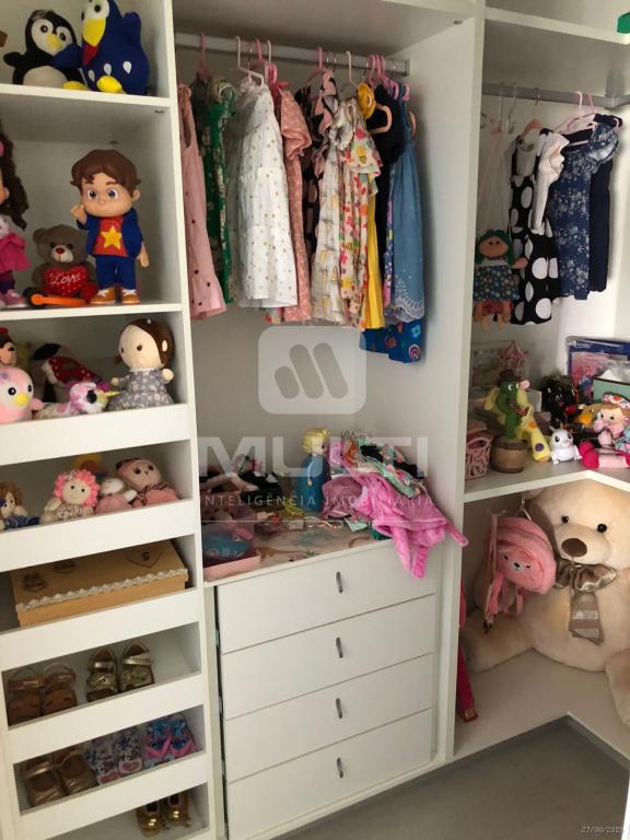 Casa, 3 quartos, 286 m² - Foto 56