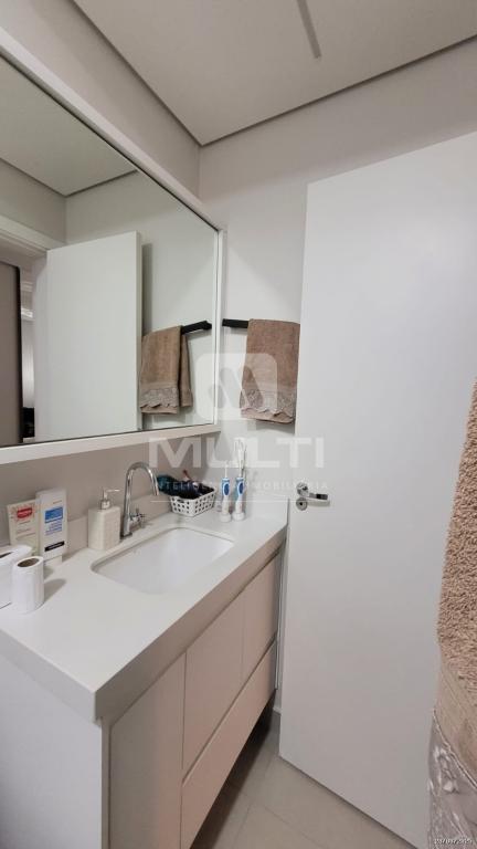 Apartamento à venda com 3 quartos, 96m² - Foto 19
