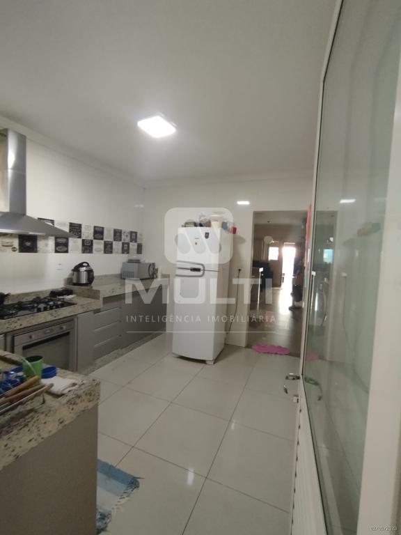 Casa, 3 quartos, 250 m² - Foto 10