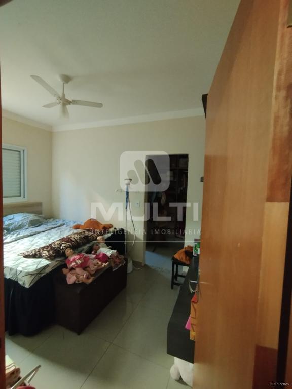 Casa, 3 quartos, 250 m² - Foto 22