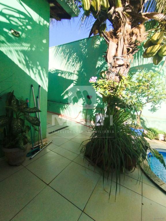 Casa, 3 quartos, 250 m² - Foto 38