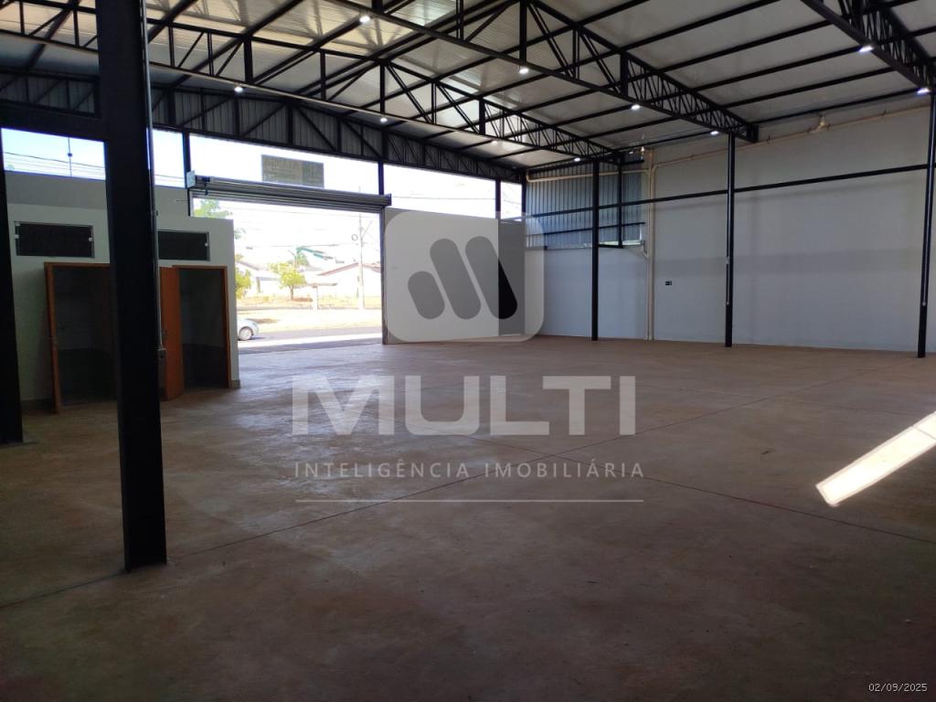 Casa, 1 quarto, 370 m² - Foto 2