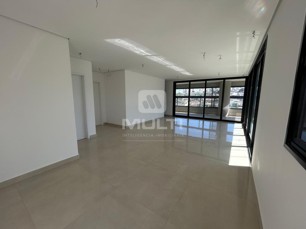Apartamento à venda com 3 quartos, 203m² - Foto 3